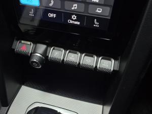 Volkswagen Amarok 2.0BiTDI double cab Life 4Motion - Image 15