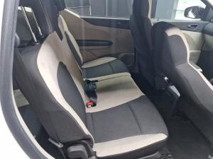 Renault Triber 1.0 Zen manual - Image 9