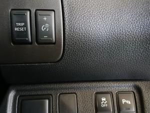 Nissan Navara 2.5DDTi double cab LE 4x4 manual - Image 11