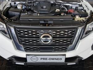 Nissan Navara 2.5DDTi double cab LE 4x4 manual - Image 8