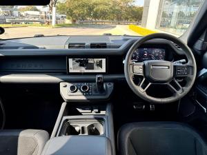 Land Rover Defender 110 V8 - Image 19