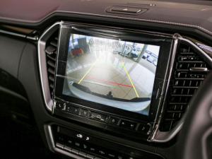 Isuzu D-Max 3.0TD double cab V-Cross 4x4 - Image 13