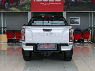 Isuzu D-Max 3.0TD double cab V-Cross 4x4