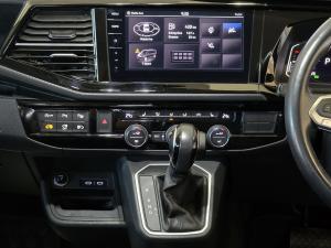 Volkswagen Caravelle 2.0BiTDI Highline 4Motion - Image 9