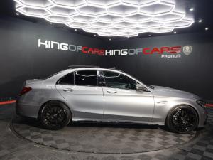 Mercedes-Benz C-Class C63 - Image 3