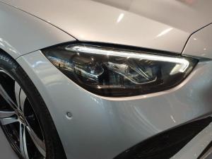 Mercedes-Benz C-Class C200 Avantgarde - Image 19