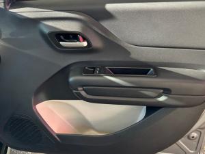 Citroen C3 1.2 Feel - Image 14