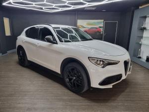 Alfa Romeo Stelvio 2.0T B-Tech Q4 - Image 1