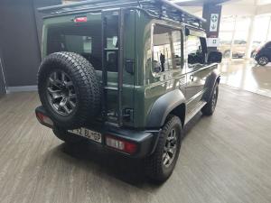 Suzuki Jimny 1.5 GLX AllGrip 3-door manual - Image 6