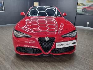 Alfa Romeo Giulia 2.0T Veloce - Image 5
