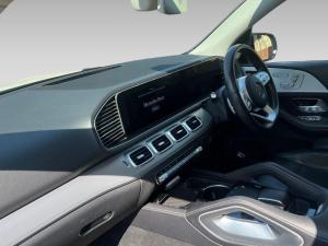Mercedes-Benz GLE GLE400d 4Matic - Image 13