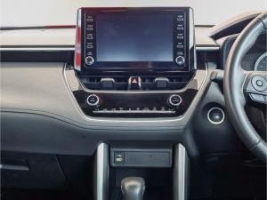 Toyota Corolla Cross 1.8 XS - Image 10