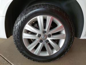 Volkswagen Caravelle 2.0BiTDI Highline - Image 12