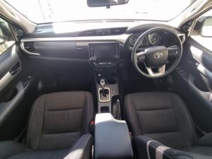 Toyota Hilux 2.8GD-6 Xtra cab 4x4 Legend auto - Image 6