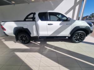 Toyota Hilux 2.8GD-6 Xtra cab 4x4 Legend auto - Image 3