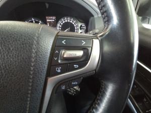 Toyota Land Cruiser 200 4.5D-4D V8 VX-R - Image 10