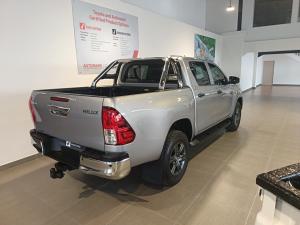 Toyota Hilux 2.4GD-6 double cab Raider manual - Image 2