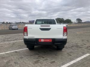 Toyota Hilux 2.4GD-6 Xtra cab Raider manual - Image 5