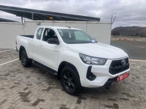 Toyota Hilux 2.4GD-6 Xtra cab Raider manual - Image 1