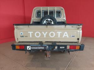 Toyota Land Cruiser 79 4.5D-4D V8 double cab LX - Image 5