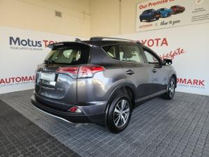 Toyota RAV4 2.0 GX auto - Image 2