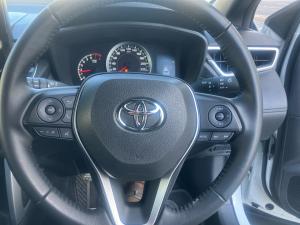 Toyota Corolla Cross 1.8 XS - Image 8