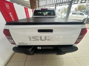 Isuzu D-Max 250 Extended cab Hi-Ride auto - Image 5