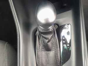 Toyota C-HR 1.2T Plus auto - Image 12