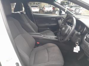 Toyota C-HR 1.2T Plus auto - Image 15