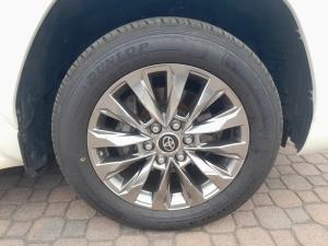Toyota Land Cruiser 300 3.5T ZX - Image 21