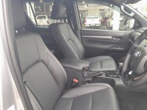 Toyota Hilux 2.8GD-6 double cab 4x4 Legend auto - Image 16