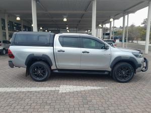 Toyota Hilux 2.8GD-6 double cab 4x4 Legend auto - Image 3