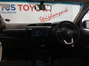 Toyota Hilux 2.4GD-6 Xtra cab Raider manual - Image 6