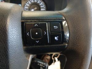 Toyota Hilux 2.4GD-6 Xtra cab Raider manual - Image 10