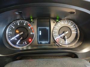Toyota Hilux 2.4GD-6 Xtra cab Raider manual - Image 11