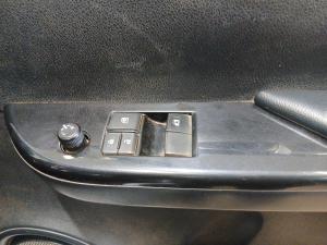 Toyota Hilux 2.4GD-6 Xtra cab Raider manual - Image 21