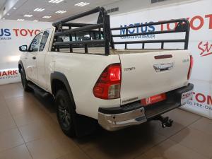 Toyota Hilux 2.4GD-6 Xtra cab Raider manual - Image 2