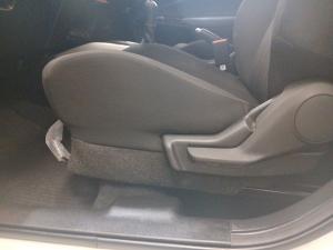 Toyota Starlet 1.5 XR manual - Image 15
