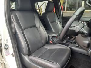Toyota Hilux 2.8GD-6 48V double cab 4x4 Legend RS - Image 14