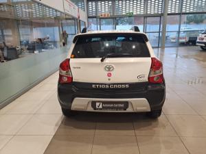Toyota Etios Cross 1.5 Xs 5-Door - Image 5