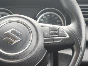 Suzuki Ertiga 1.5 GL - Image 10