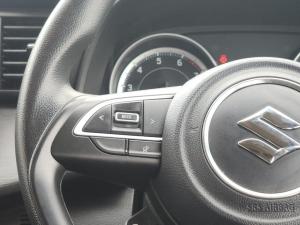 Suzuki Ertiga 1.5 GL - Image 9