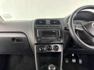 Volkswagen Polo Vivo 1.4 Trendline - Image 18