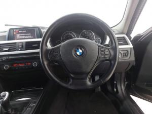 BMW 3 Series 320i - Image 13