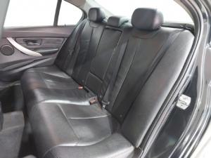 BMW 3 Series 320i - Image 16