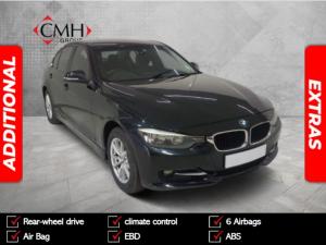 BMW 3 Series 320i - Image 1