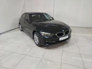 BMW 3 Series 320i - Image 6