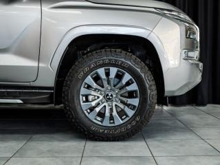 Mitsubishi Triton 2.4DI-D double cab GLS 4x4 auto