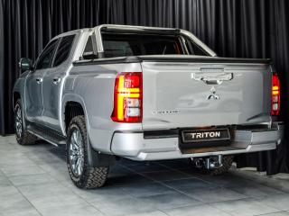Mitsubishi Triton 2.4DI-D double cab GLS 4x4 auto