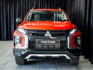 Mitsubishi Triton 2.4DI-D double cab 4x4 Shogun - Image 2